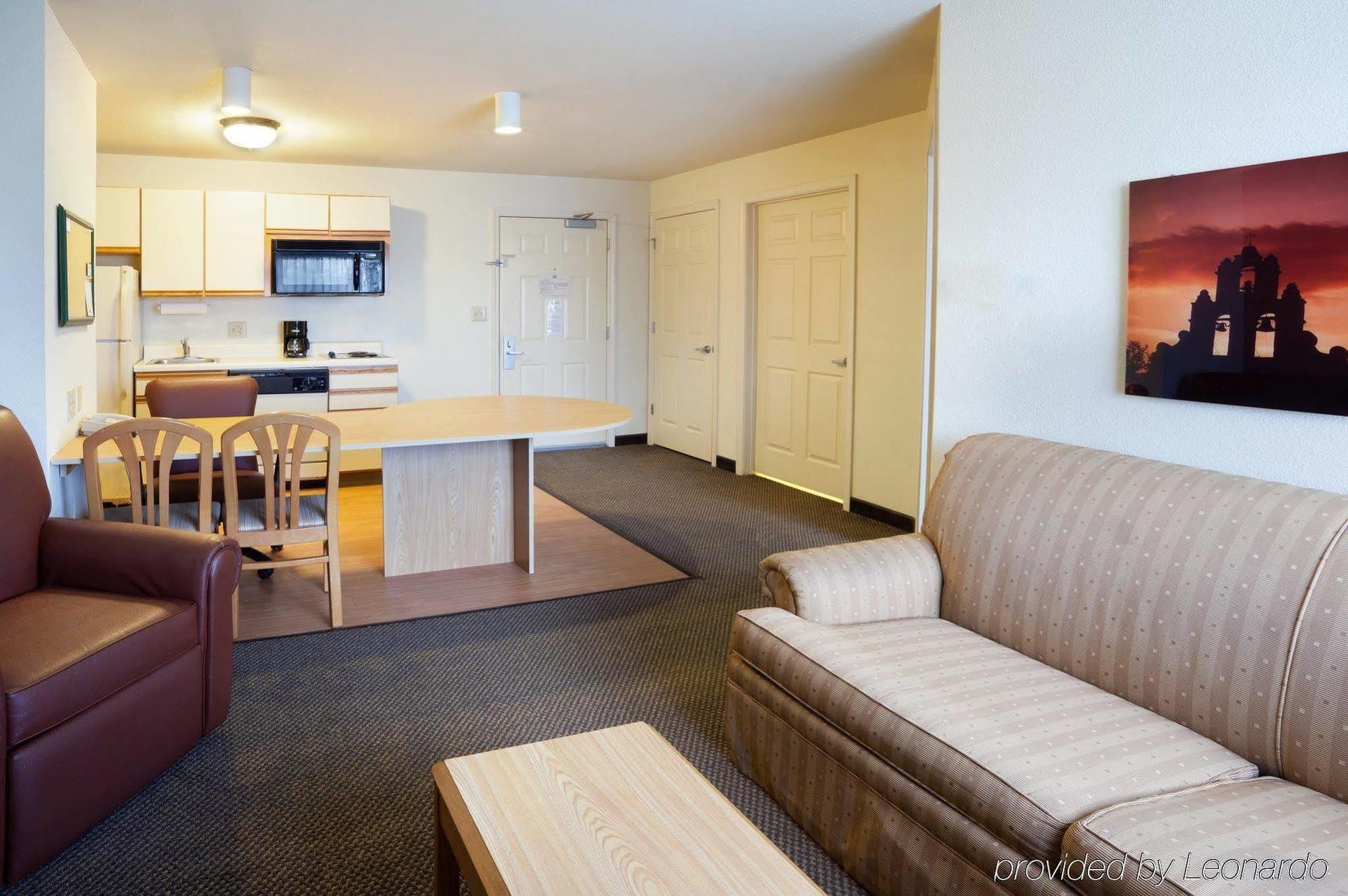 Sonesta Simply Suites San Antonio Northwest - Medical Center 部屋 写真
